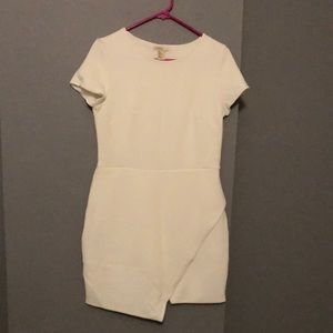 Short sleeved dress